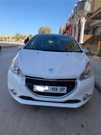 voitures-peugeot-208-2013-allure-mlili-biskra-algerie