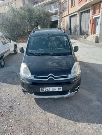 voitures-citroen-berlingo-multispace-2016-akbou-bejaia-algerie