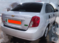 voitures-chevrolet-optra-4-portes-2010-oum-el-bouaghi-algerie