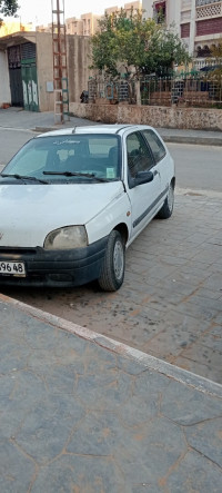 voitures-renault-clio-1-1996-djidioua-relizane-algerie