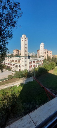 local-location-alger-bab-ezzouar-algerie