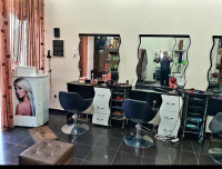 coiffure-materiel-de-ongleris-esthetique-el-achour-alger-algerie