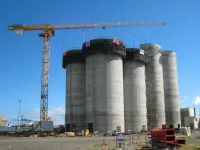 COFFRAGE GLISSANT AUTO GRIMPANT POUR SILO 