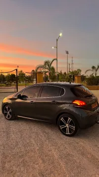 Peugeot 208 2018 GT Line