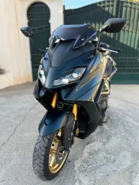 Yamaha T max 562 2022