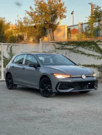 Volkswagen Golf 8.5 2025 Black Edition