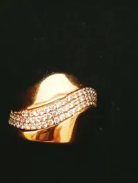 Bague or massif