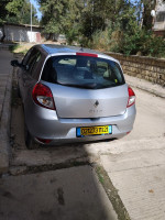 voitures-renault-clio-3-2011-skikda-algerie