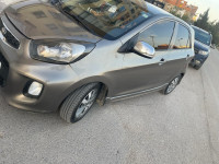 voitures-kia-picanto-2016-style-khemis-el-khechna-boumerdes-algerie