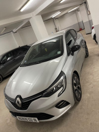 voitures-renault-clio5-2022-evolution-bordj-el-kiffan-alger-algerie