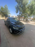 voitures-volkswagen-t-roc-2023-life-khenchela-algerie