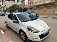 voitures-renault-clio-3-2012-night-and-day-bordj-el-bahri-alger-algerie