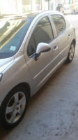 voitures-peugeot-207-2010-setif-algerie