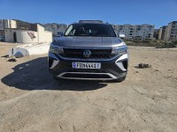 سيارات-volkswagen-taos-2023-se-black-الطاهير-جيجل-الجزائر