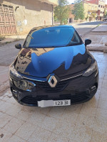 voitures-renault-evo-lotion-2023-clio-5-oran-algerie