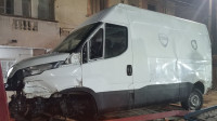 fourgon-iveco-2019-baraki-alger-algerie