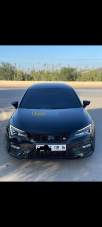 voitures-seat-leon-2018-cheraga-alger-algerie