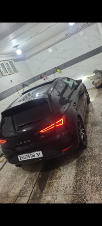 voitures-seat-leon-2018-cheraga-alger-algerie