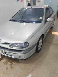 voitures-renault-laguna-1-1999-medea-algerie