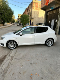 voitures-seat-ibiza-2013-fr-ksar-boukhari-medea-algerie