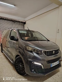 Peugeot Expert 2022 Traveller