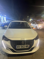 voitures-peugeot-208-2022-allure-bouzareah-alger-algerie