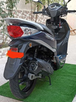 motos-et-scooters-sym-st-2023-beni-tamou-blida-algerie