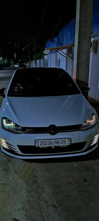 voitures-volkswagen-golf-7-2014-constantine-algerie