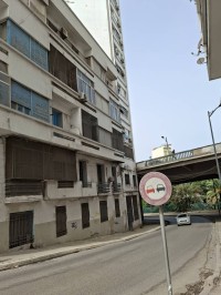 شقة-بيع-غرفتين-وهران-الجزائر
