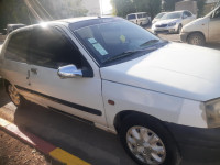 voitures-renault-clio-1-1996-bouira-algerie