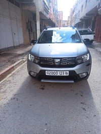 voitures-dacia-sandero-2023-stabway-les-eucalyptus-alger-algerie