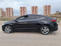 voitures-hyundai-elantra-2017-bouinan-blida-algerie