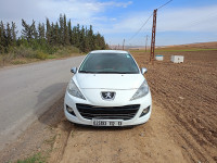 voitures-peugeot-207-2012-sportium-remchi-tlemcen-algerie