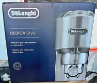 Machine a café delonghi dedica 