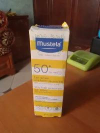 وقي الشمس Mustella  منتوج فرنسي.