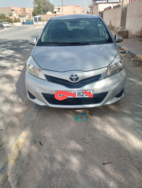 voitures-toyota-yaris-2012-el-oued-algerie