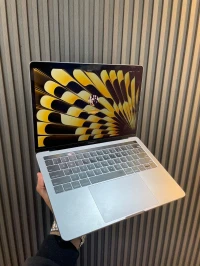 MACBOOK PRO 2019 I5 8GB 256GB SSD ECRAN 13"2K