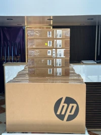 HP ELITEBOOK 840 G10 i7-13eme RAM 16 GB 512GB SSD  NEUF JAMAIS UTILISÉ 