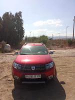 voitures-dacia-sandero-2017-stepway-el-harrach-alger-algerie