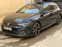 voitures-volkswagen-golf-8-2023-gtd-oran-algerie