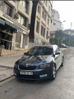 voitures-skoda-octavia-2014-ambiente-dar-el-beida-alger-algerie