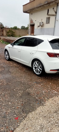 voitures-seat-leon-2014-reference-mouzaia-blida-algerie