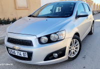 voitures-chevrolet-sonic-hatchback-2014-biskra-algerie