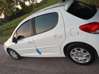 voitures-peugeot-207-plus-2013-skikda-algerie