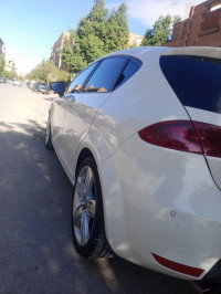 voitures-seat-leon-2012-tarmount-msila-algerie