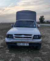 voitures-toyota-hilux-2005-ain-bessem-bouira-algerie