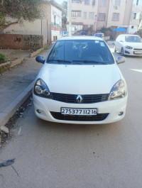 voitures-renault-clio-campus-2012-bye-les-eucalyptus-alger-algerie