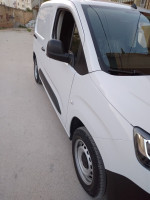 voitures-fiat-doblo-2024-guelma-algerie