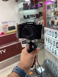 Lumix DC-G100 avec 12 32mm et trépied 