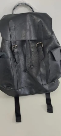 Sac à dos en cuir noir
